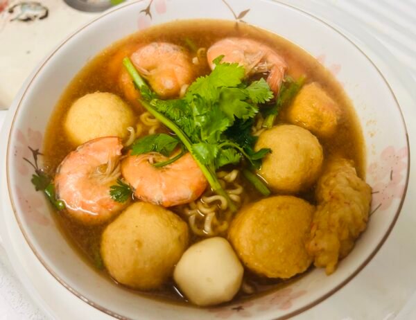 Sour & Spicy Noodle Soup